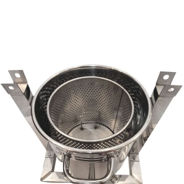 Top-down view showing perforated 304 stainless basket nested in sealed outer barrel for splash-free pressing — BuzzBeeEquip.
